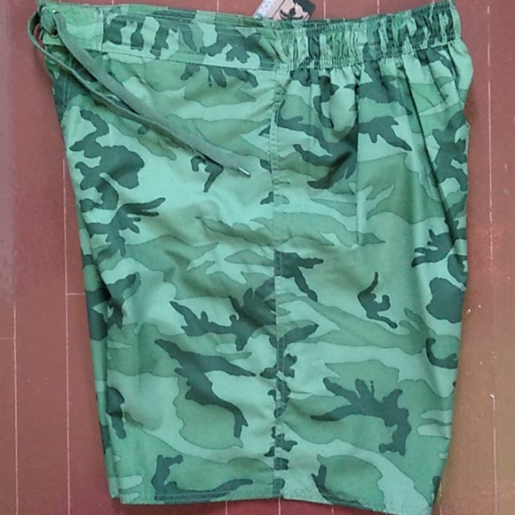 New Men's camo board shorts/swim trunks sz L - Picture 7 of 8